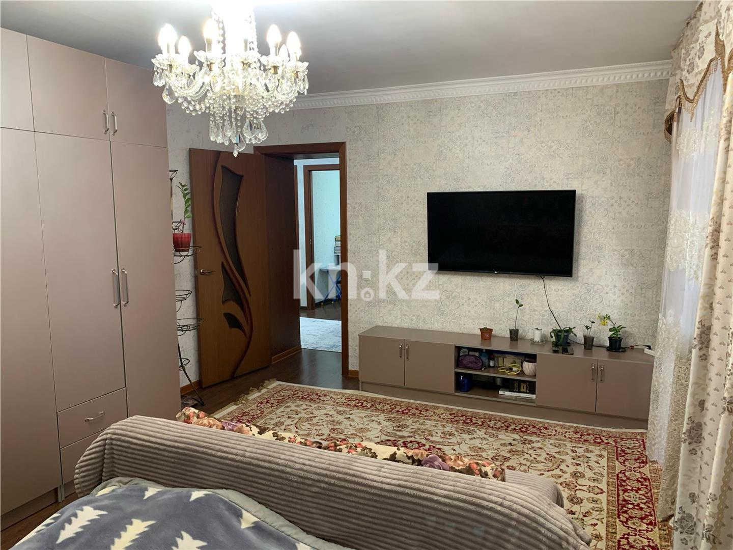 Продажа 5-комнатной квартиры, 99 м², пр. Н. Абдирова, дом  15 в Караганде - фото 10