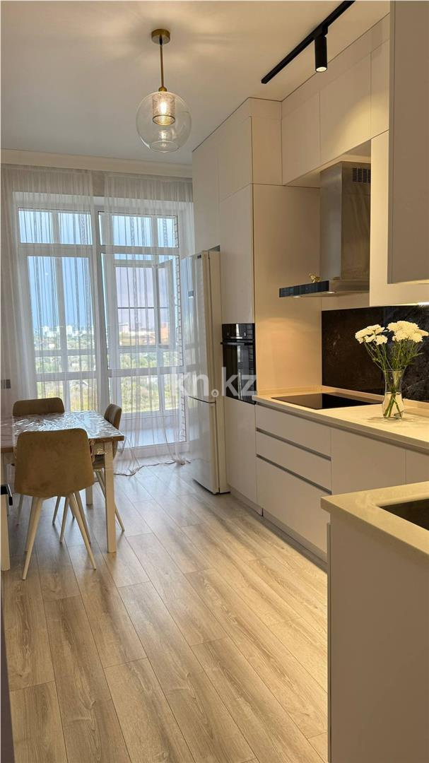 Продажа 3-комнатной квартиры, 85.8 м² в Астане