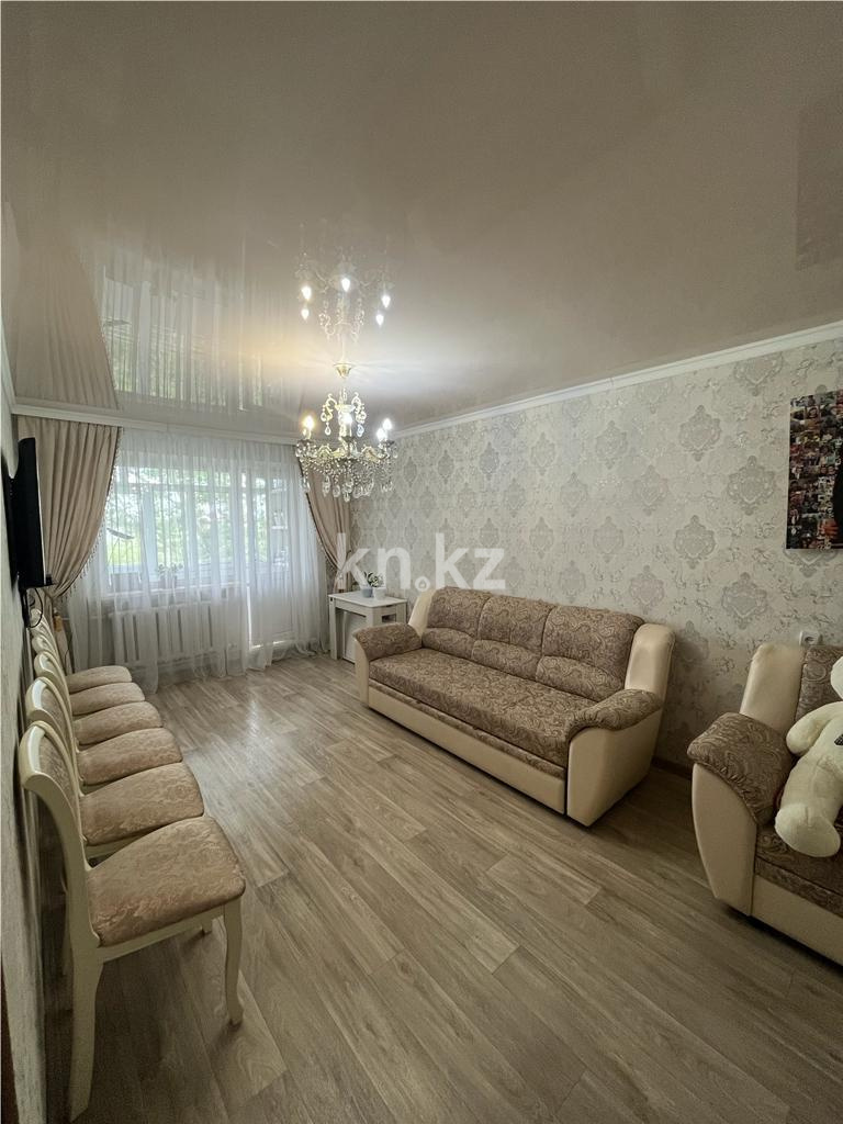 Продажа 3-комнатной квартиры, 62 м², мкр. Восток-2 в Караганде