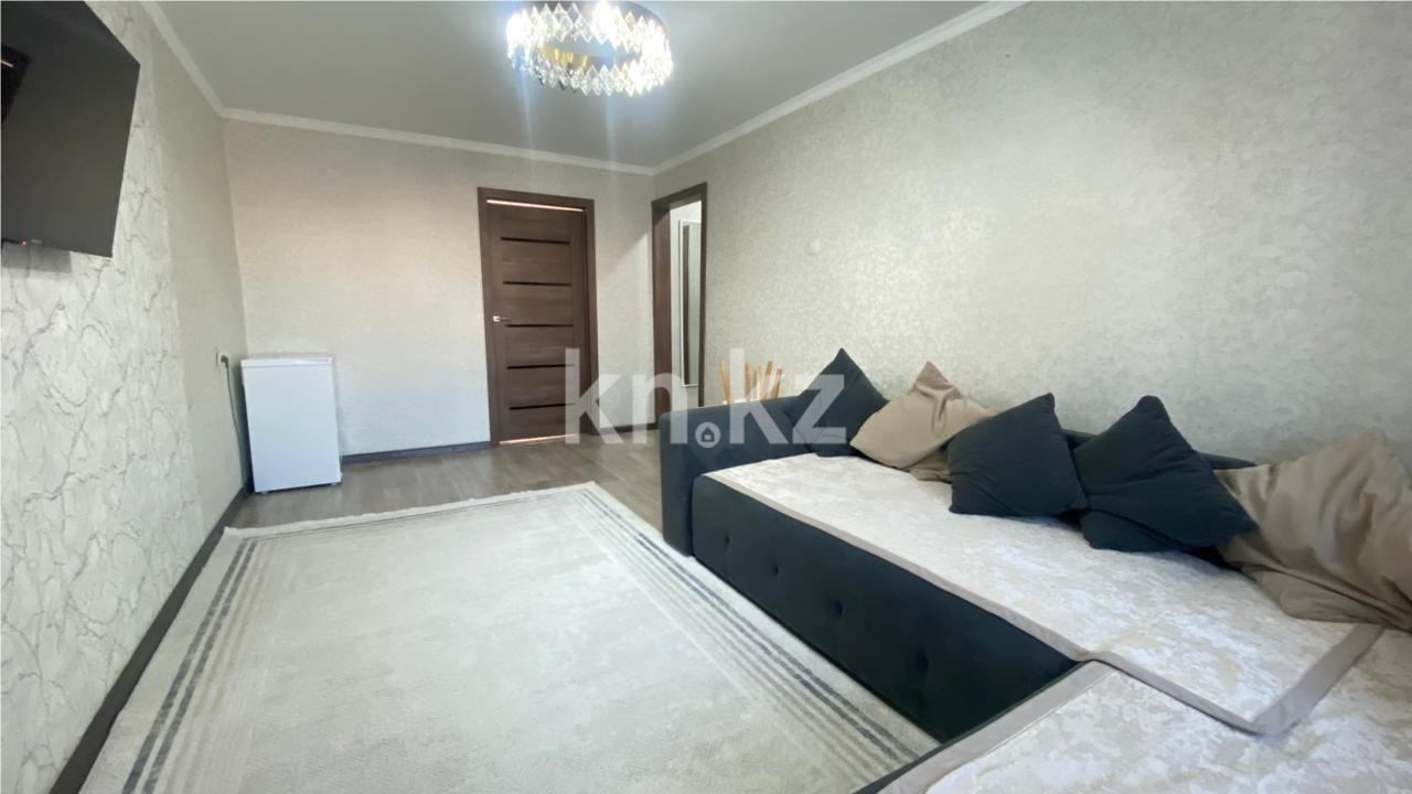 Продажа 2-комнатной квартиры, 44 м², ул. Муканова в Караганде - фото 2