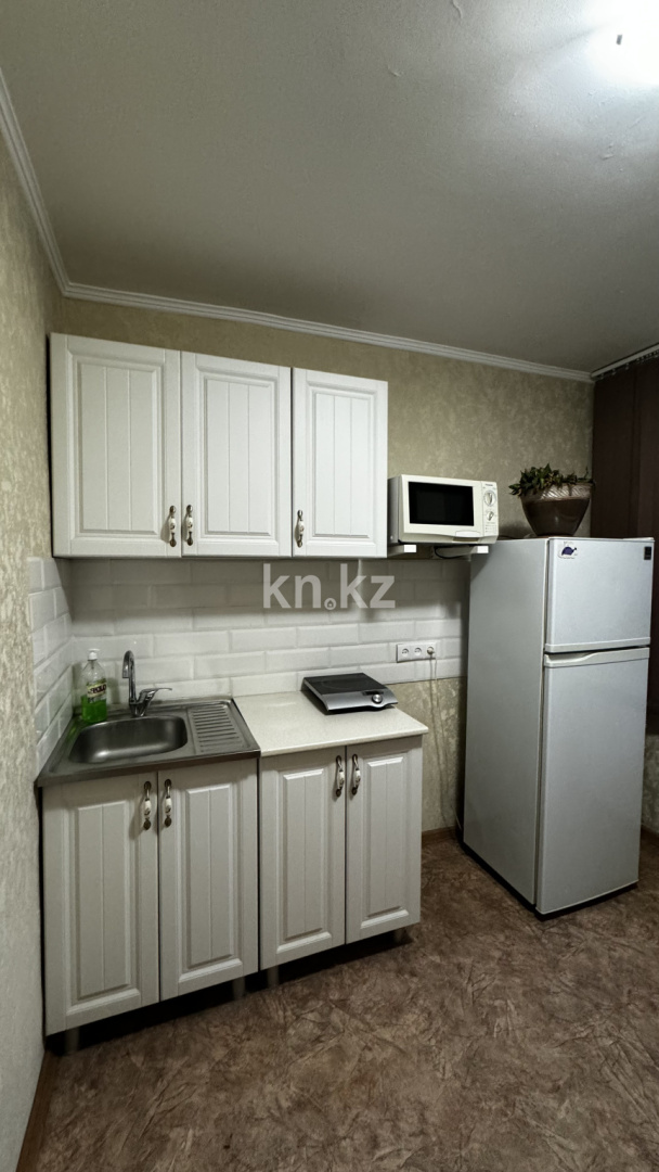 Аренда 1-комнатной квартиры посуточно, 36 м², ул. Бурова, дом  19/1 в Усть-Каменогорске - фото 7