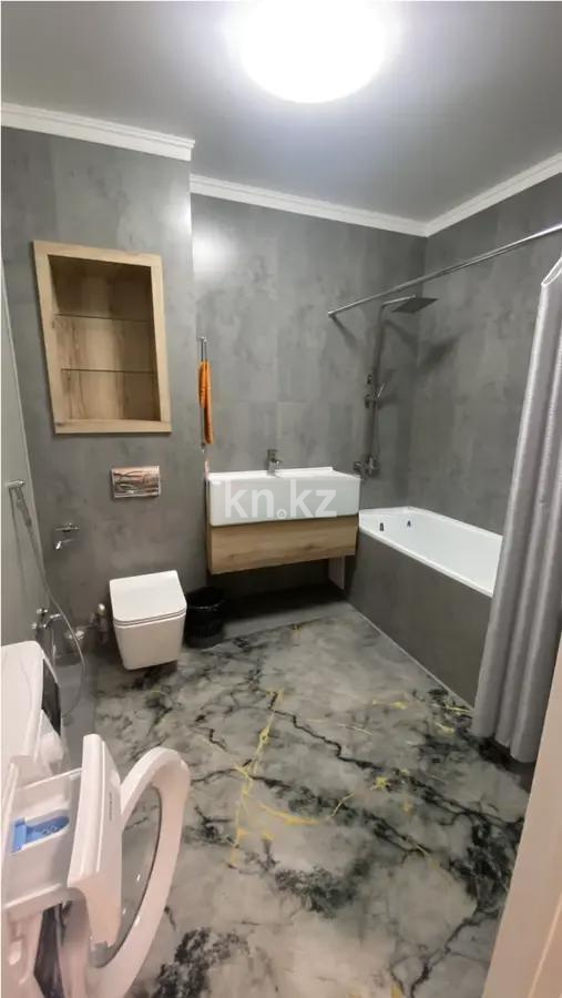 Продажа 2-комнатной квартиры, 57.2 м² в Алматы - фото 4