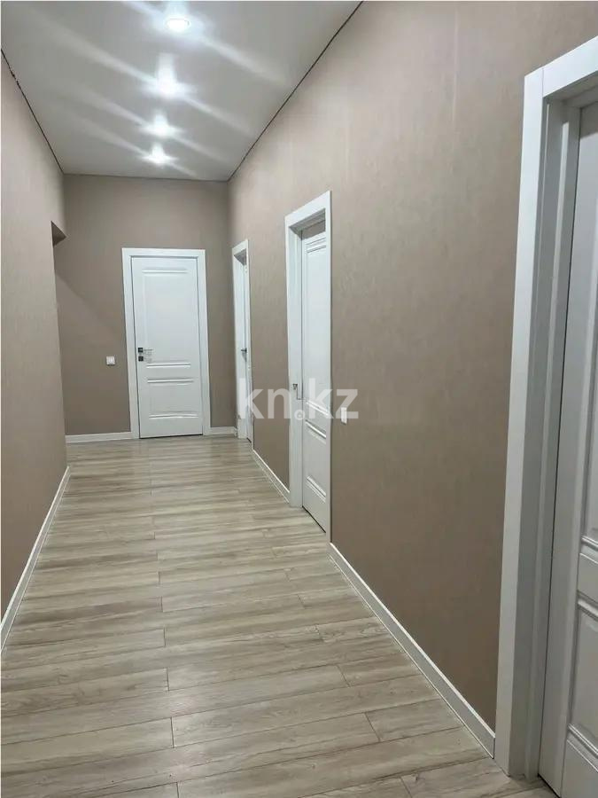 Продажа 3-комнатной квартиры, 84 м², ул. Муканова, дом  49/10 в Караганде - фото 7