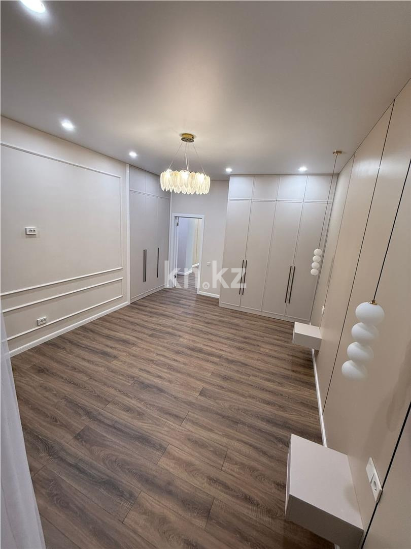 Продажа 2-комнатной квартиры, 70 м² в Астане