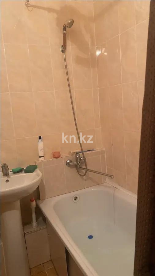 Продажа 2-комнатной квартиры, 56 м², мкр-н Акбулак, дом  35/1 в Алматы - фото 3