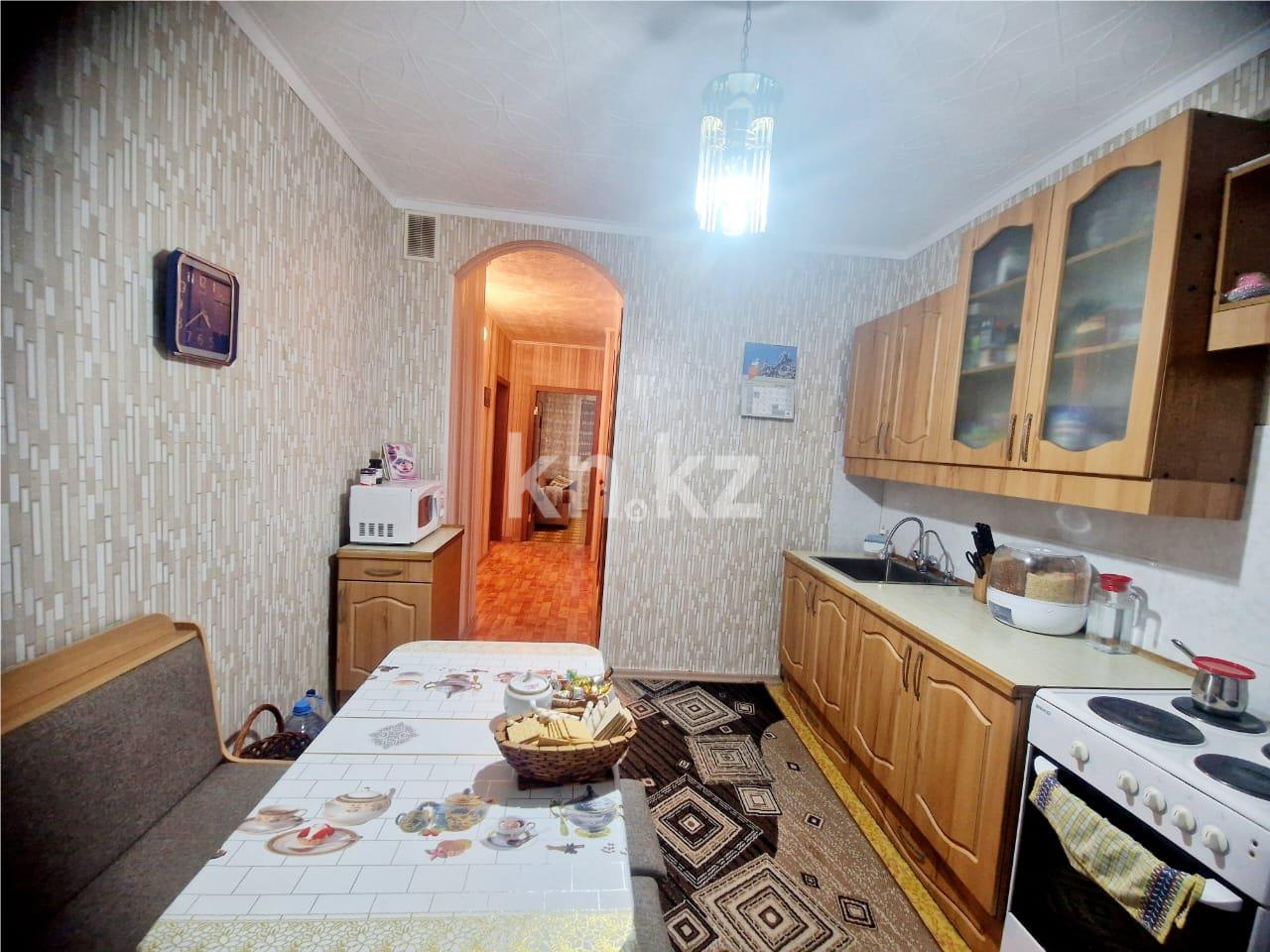 Продажа 3-комнатной квартиры, 65 м², мкр. Орбита-1 в Караганде - фото 8