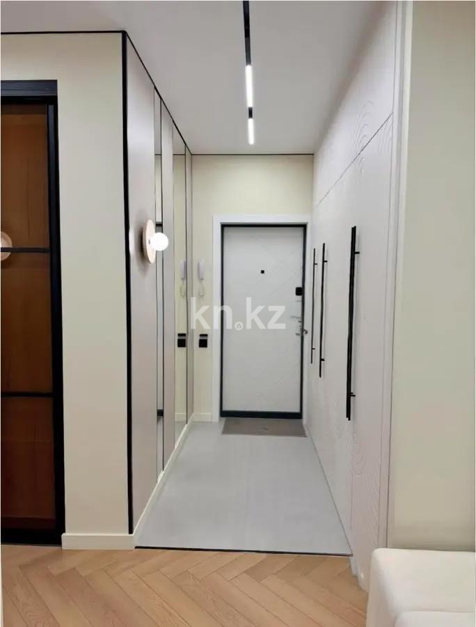 Продажа 2-комнатной квартиры, 77.2 м² в Алматы - фото 3