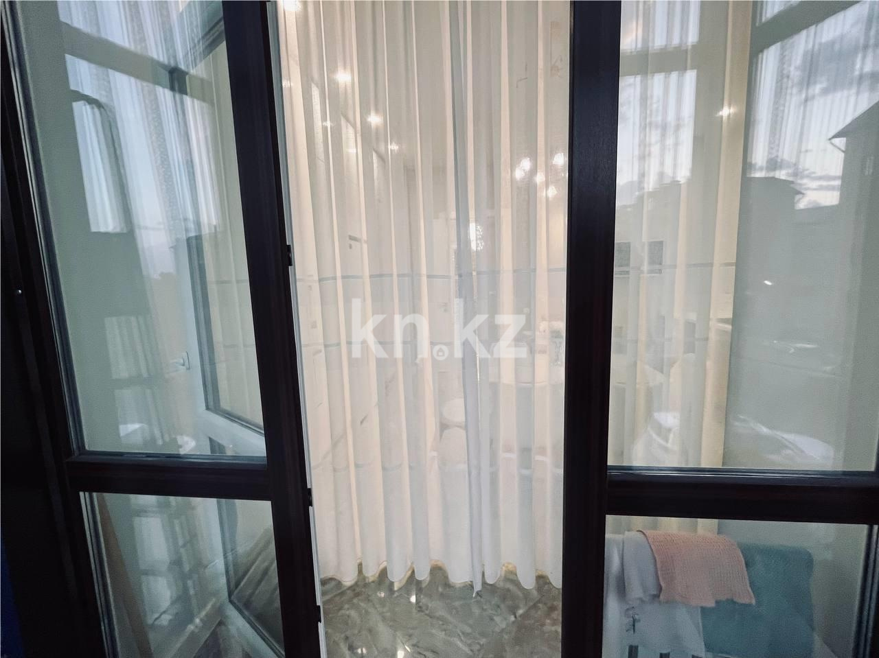 Продажа 4-комнатной квартиры, 151 м², ул. Ботаническая в Караганде - фото 27