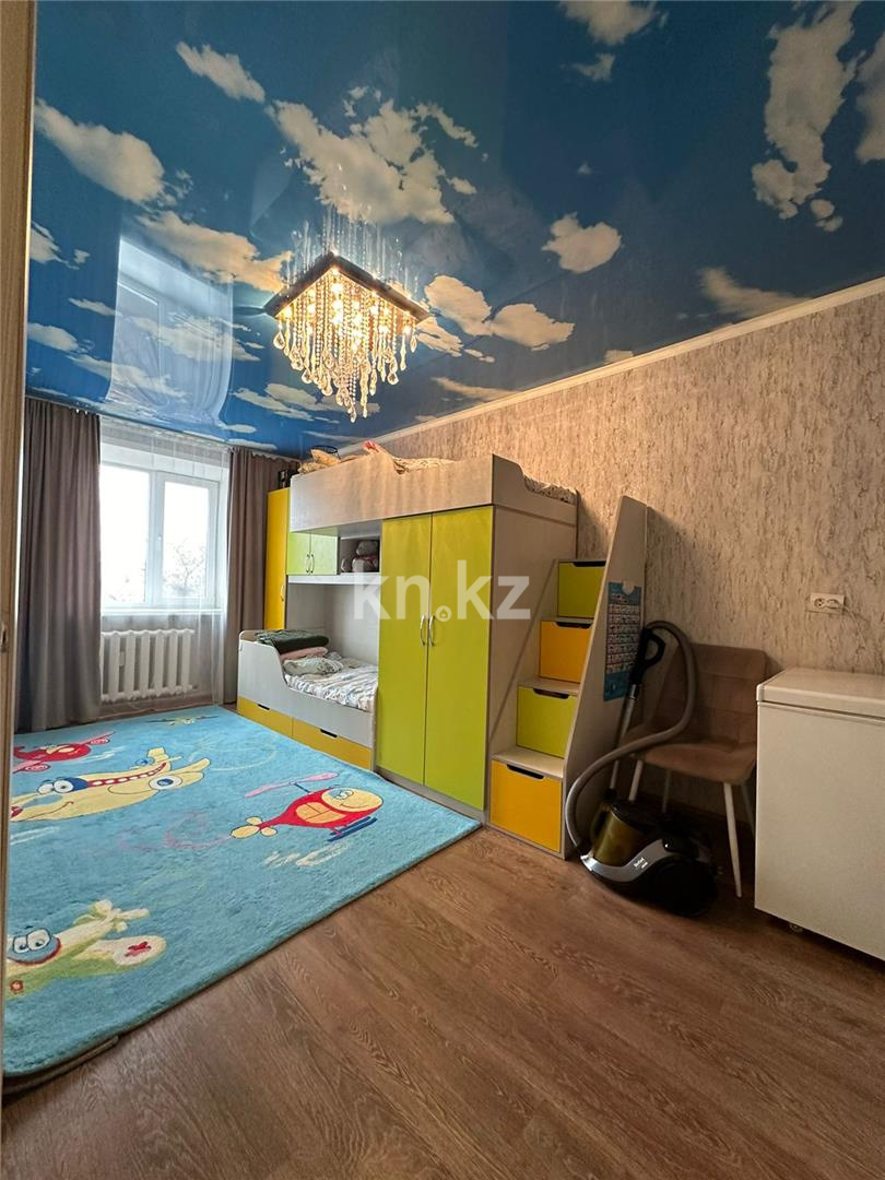 Продажа 3-комнатной квартиры, 60 м², 6-й мкр. в Караганде - фото 4
