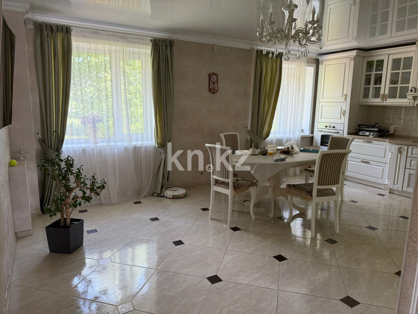Продажа 4-комнатного дома, 248.7 м² в Астане - фото 3