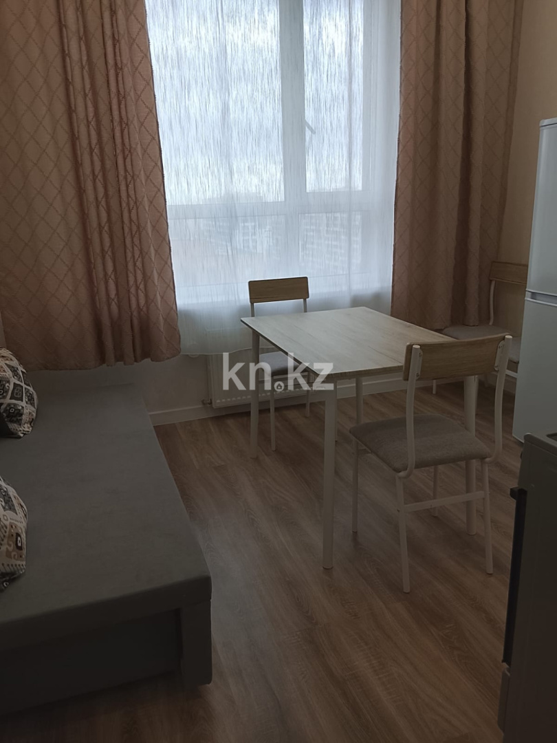 Аренда 1-комнатной квартиры посуточно, 45 м² в Астане