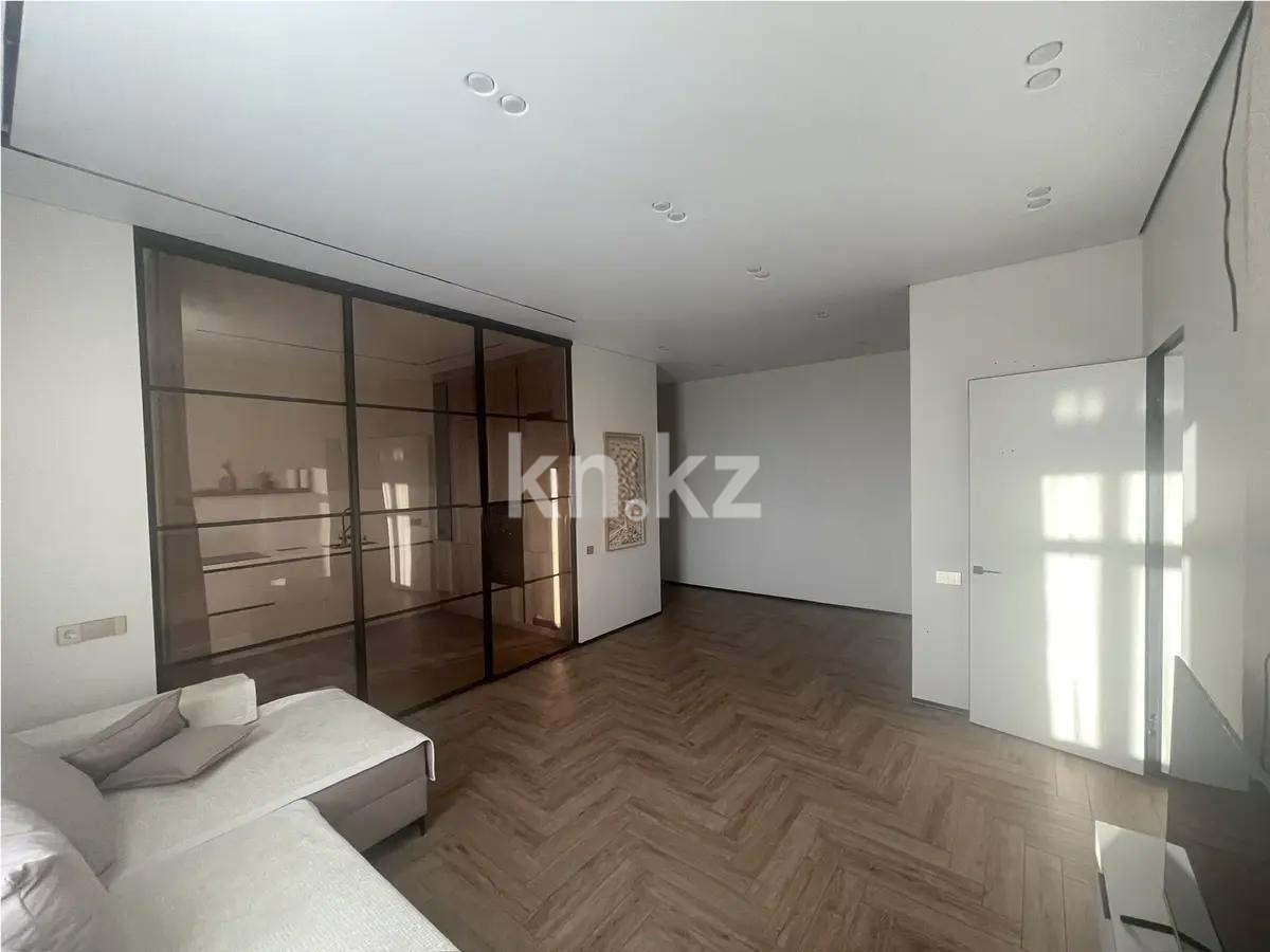 Продажа 2-комнатной квартиры, 65 м² в Караганде