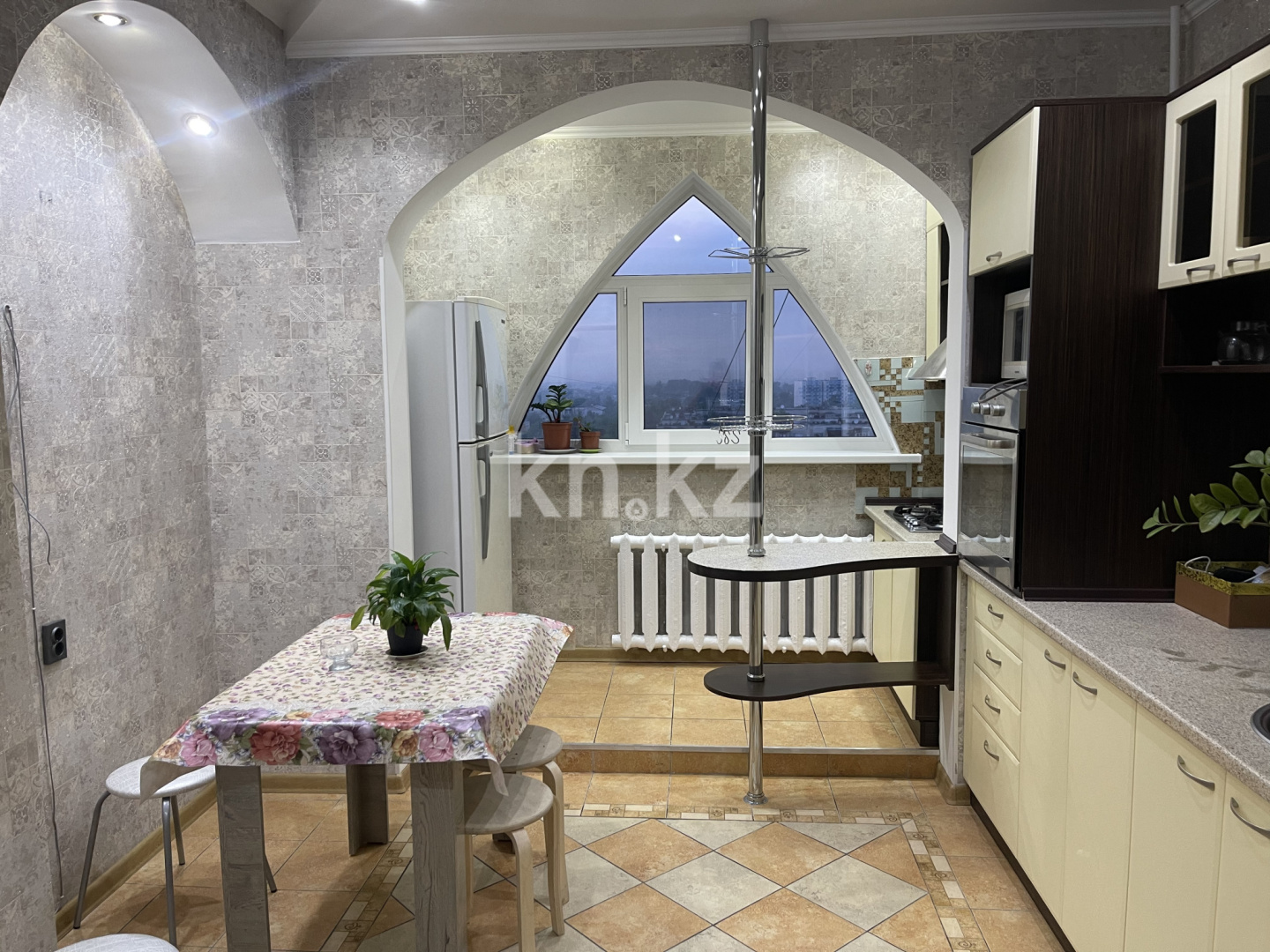 Аренда 2-комнатной квартиры, 66 м², Ислама Каримова, дом  52 - ул. Толе би в Алматы - фото 4