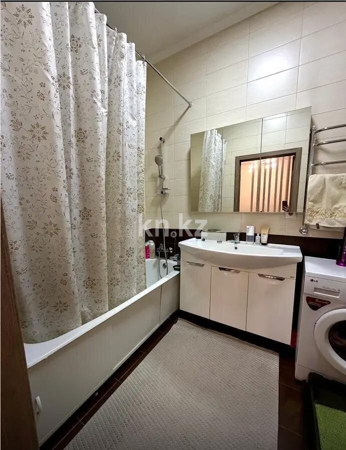 Продажа 2-комнатной квартиры, 70 м² в Алматы - фото 4