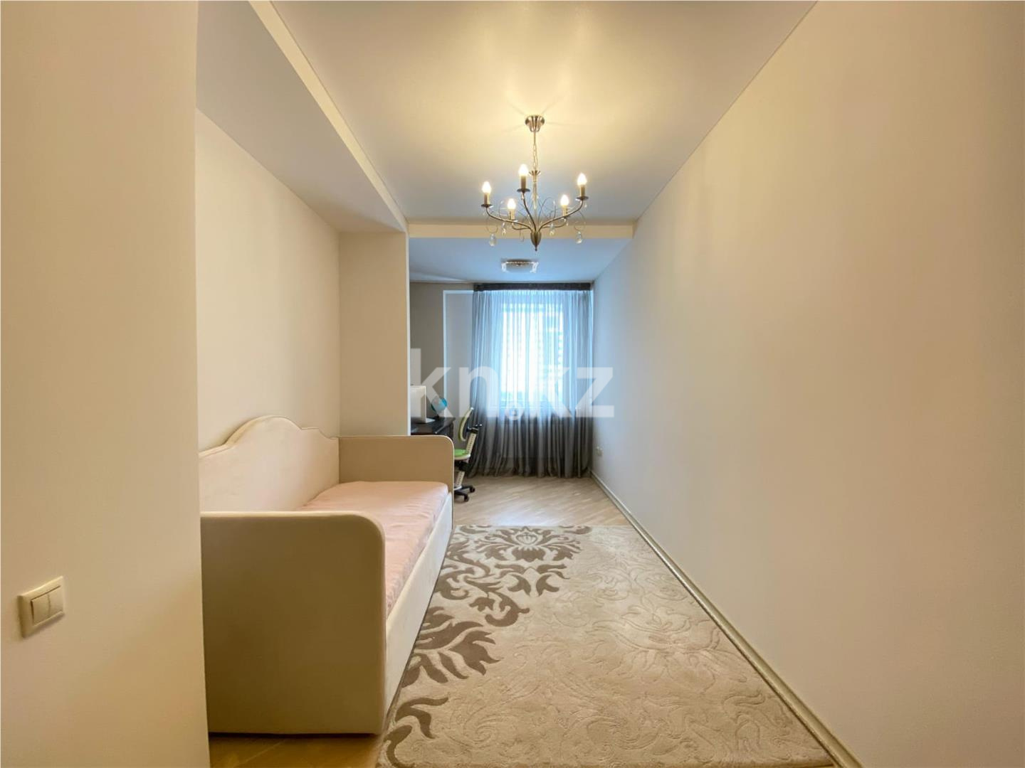 Продажа 5-комнатной квартиры, 204 м² в Астане - фото 8