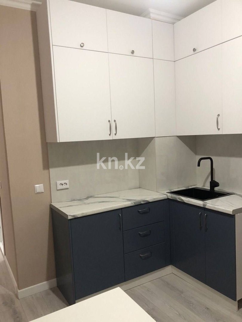 Аренда 2-комнатной квартиры, 56 м² в Астане