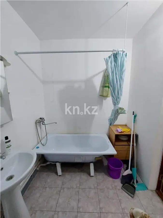 Продажа 1-комнатной квартиры, 46 м², ул. Момышулы, дом  26/3 в Караганде - фото 3