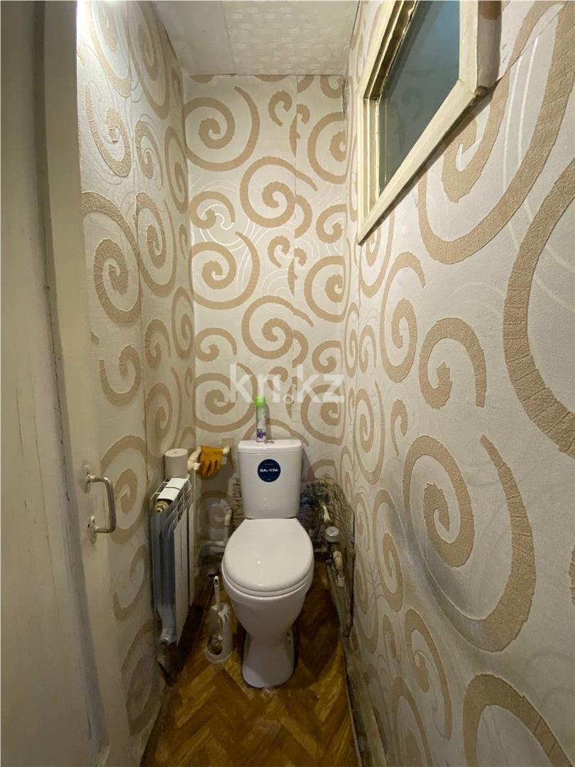 Продажа 4-комнатной квартиры, 60 м², мкр-н 21, дом  10 в Караганде - фото 9