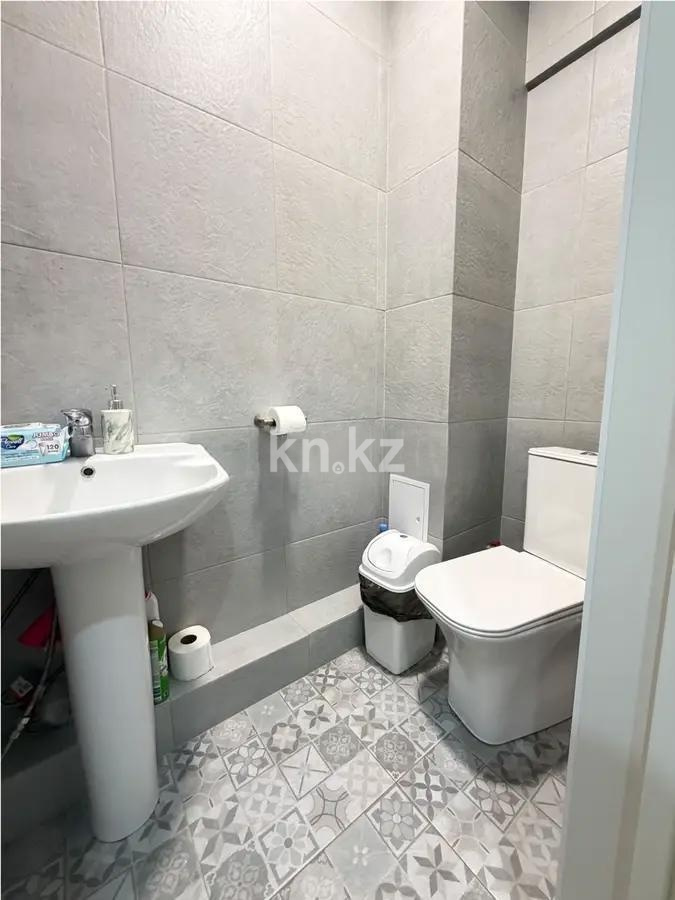 Продажа 3-комнатной квартиры, 68.8 м² в Алматы - фото 6