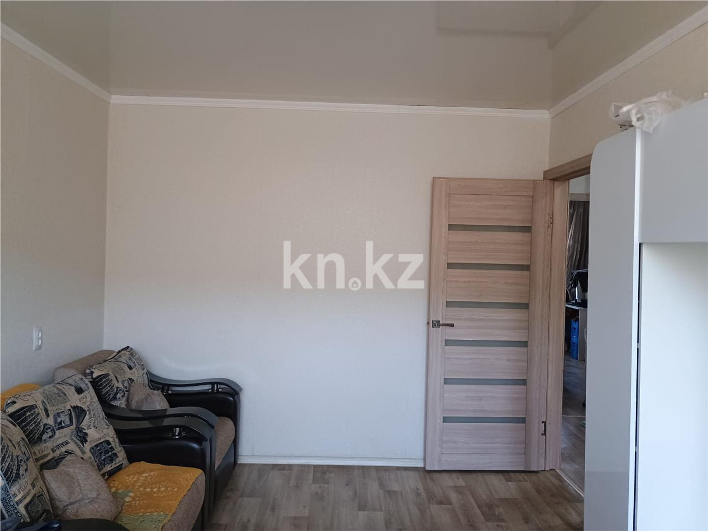 Продажа 3-комнатной квартиры, 63 м², мкр-н 16 в Караганде - фото 2