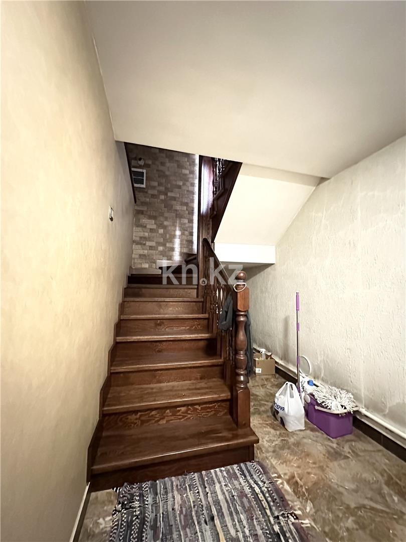 Продажа 6-комнатного дома, 400.7 м², ул. Жанибекова в Караганде - фото 38