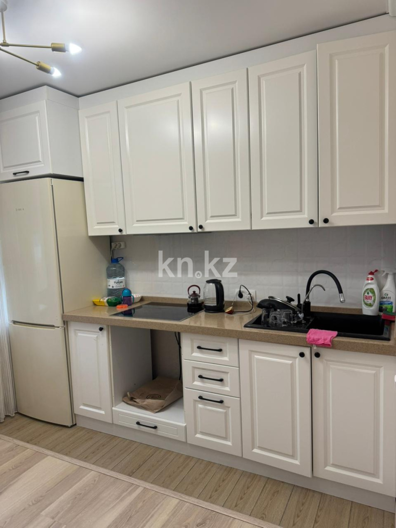Аренда 2-комнатной квартиры, 56 м² в Астане