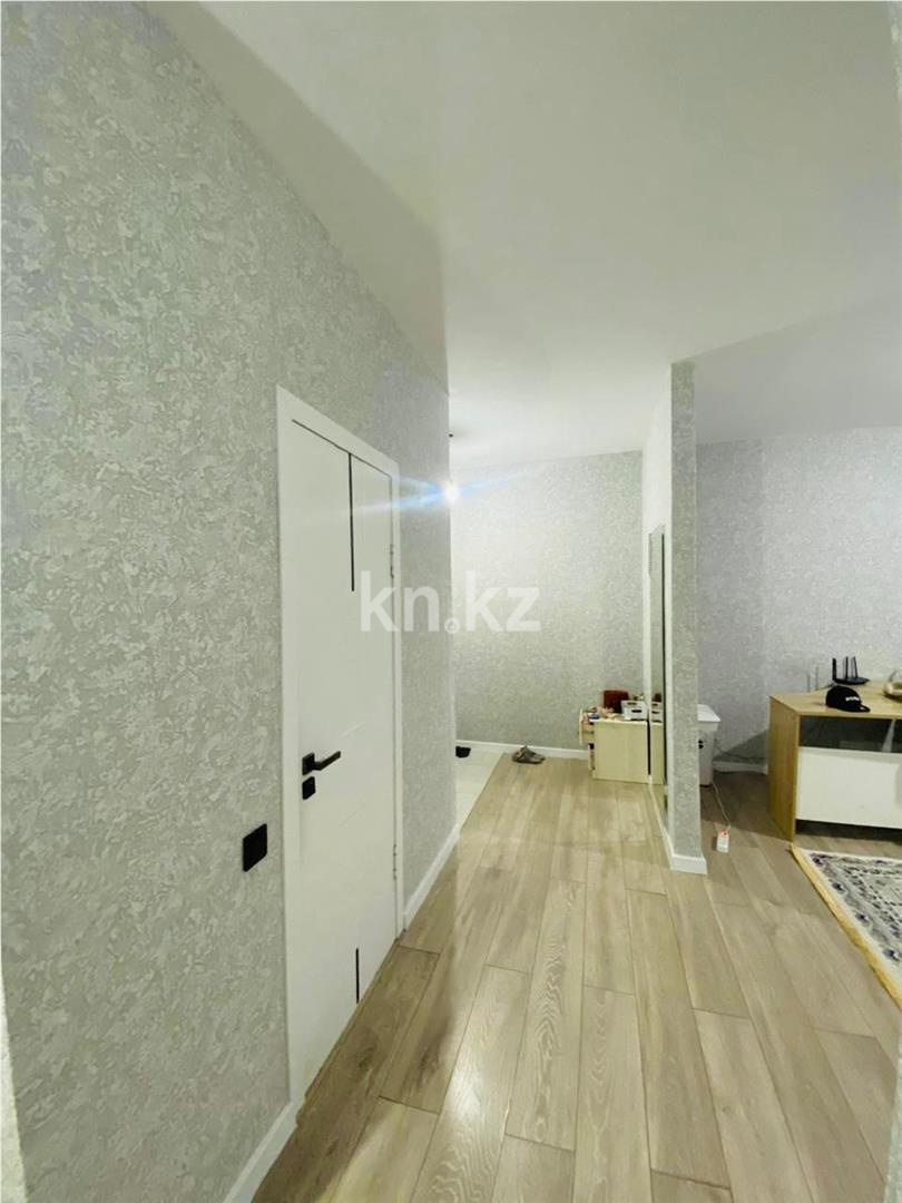 Продажа 3-комнатной квартиры, 68 м², мкр-н Мамраева (Восток-5) в Караганде - фото 3