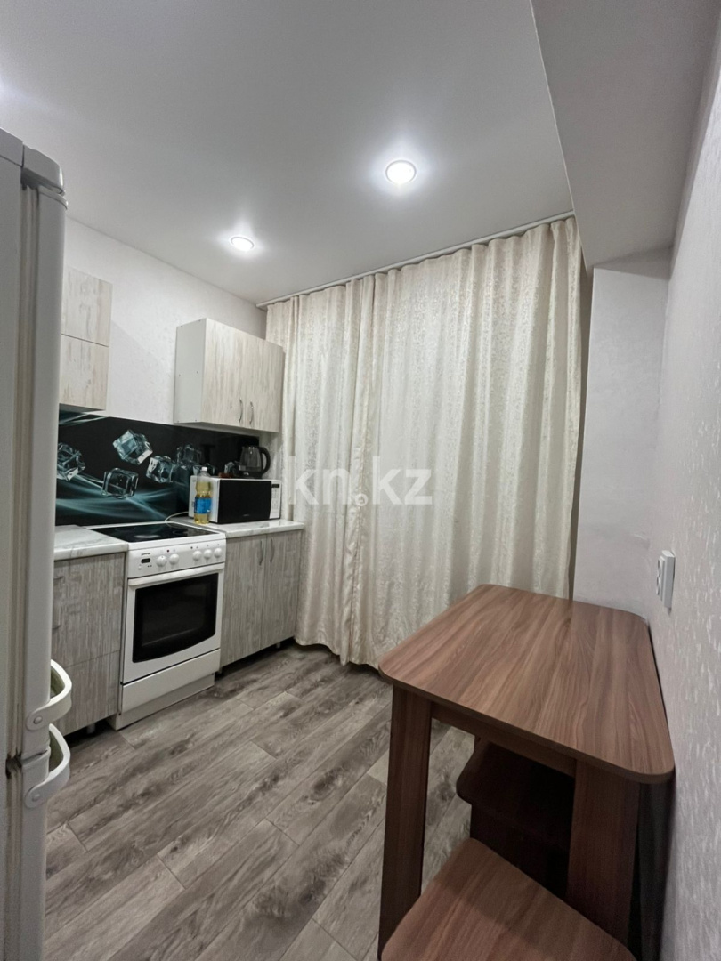 Аренда 2-комнатной квартиры посуточно, 42 м² в Усть-Каменогорске - фото 5