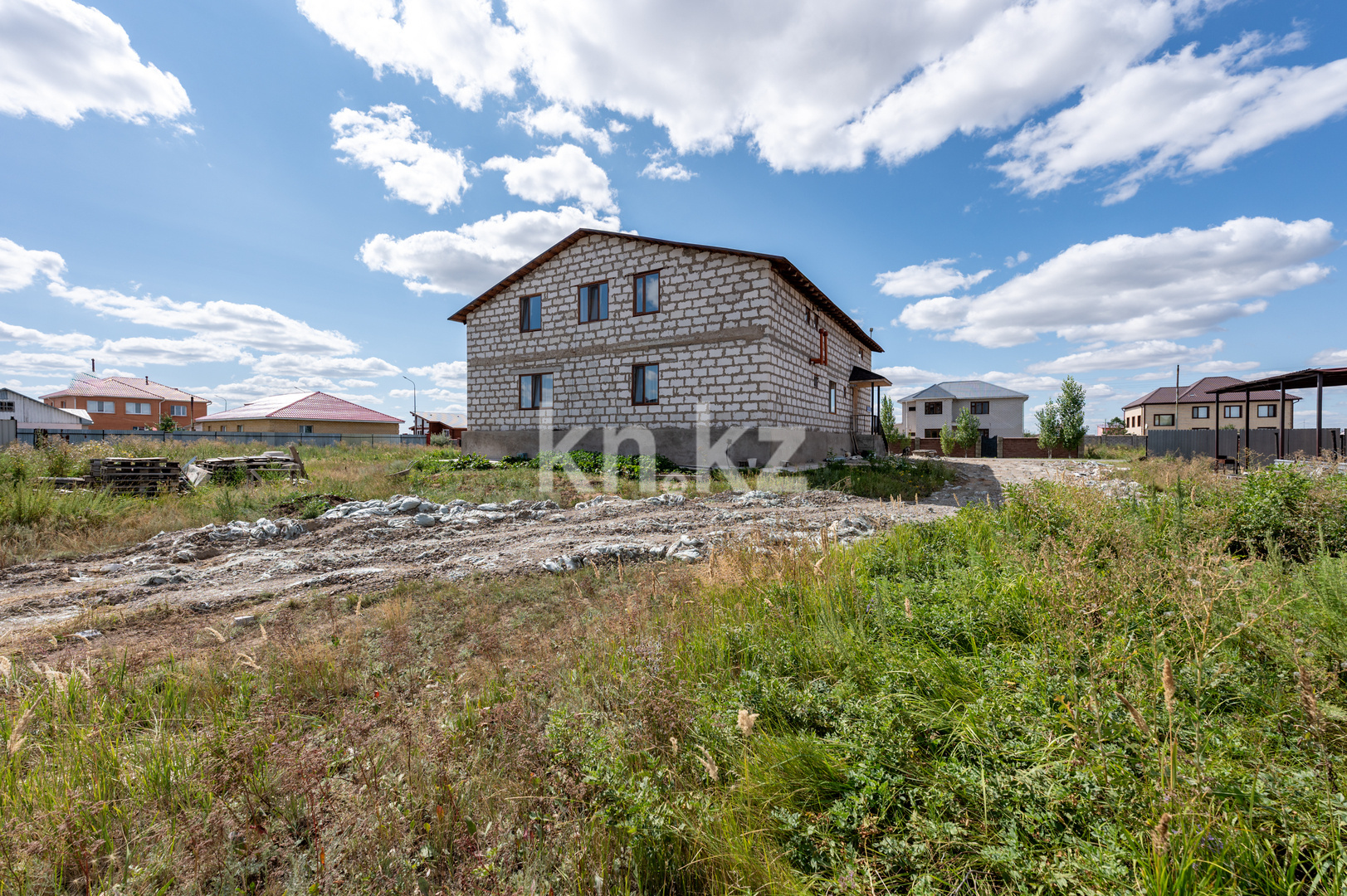 Продажа 6-комнатного дома, 362 м² в Астане