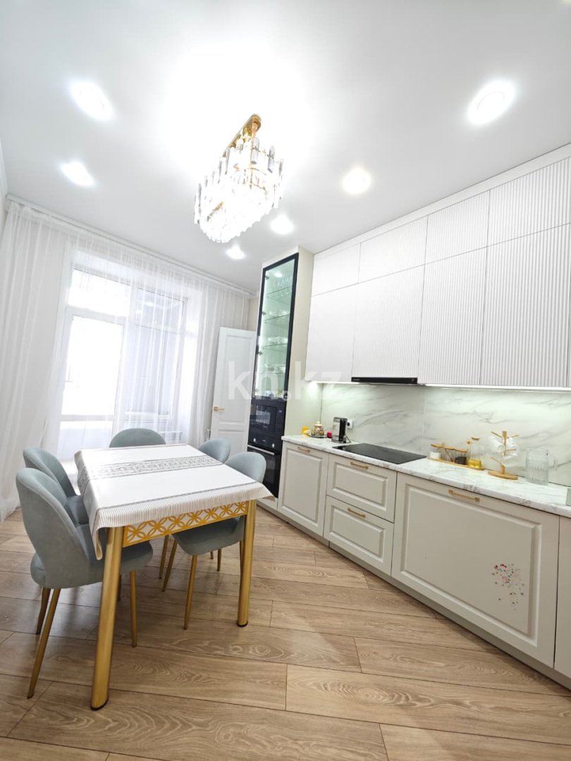 Продажа 4-комнатной квартиры, 120 м², пр. Шахтеров, дом  73/1 в Караганде - фото 16