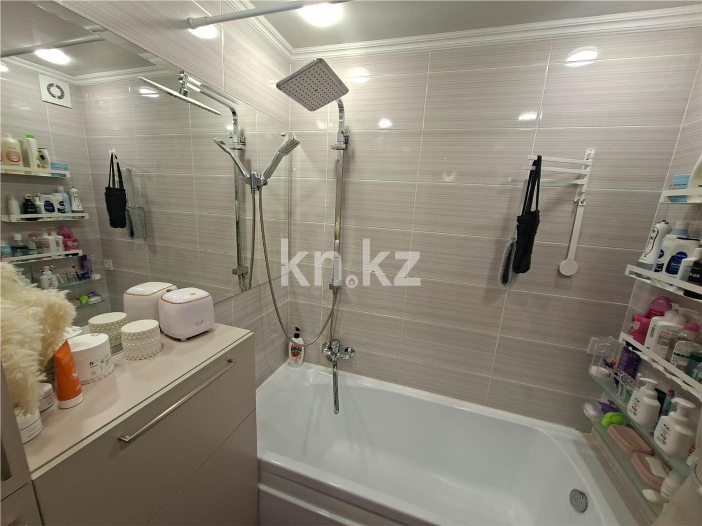 Продажа 3-комнатной квартиры, 63 м² в Караганде - фото 8