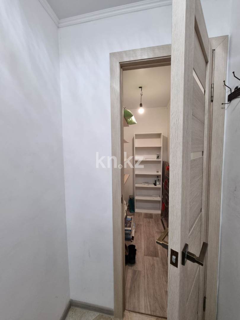 Продажа 1-комнатной квартиры, 30 м², ул. Ермекова, дом  29/3 в Караганде - фото 8