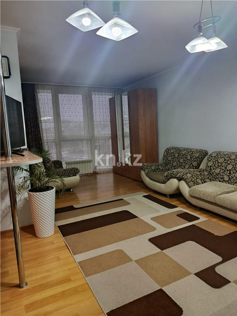 Продажа 1-комнатной квартиры, 55 м², ул. Абая в Караганде - фото 2