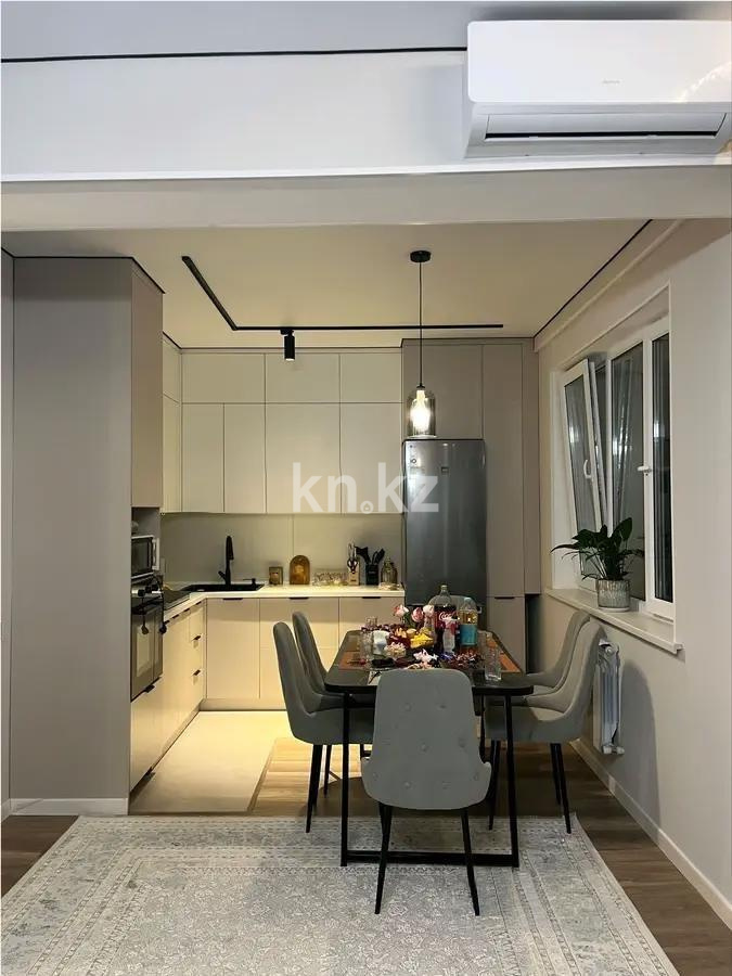 Продажа 1-комнатной квартиры, 43 м², 20 мкр., дом  22 в Алматы - фото 3