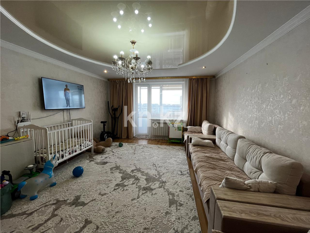 Продажа 5-комнатной квартиры, 107 м² в Караганде