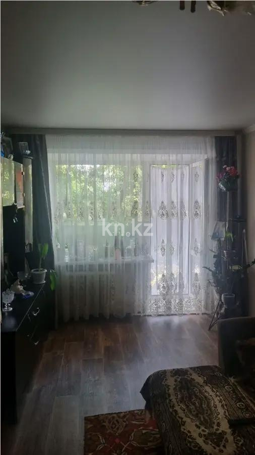 Продажа 2-комнатной квартиры, 44 м², мкр-н 12, дом  5 в Караганде