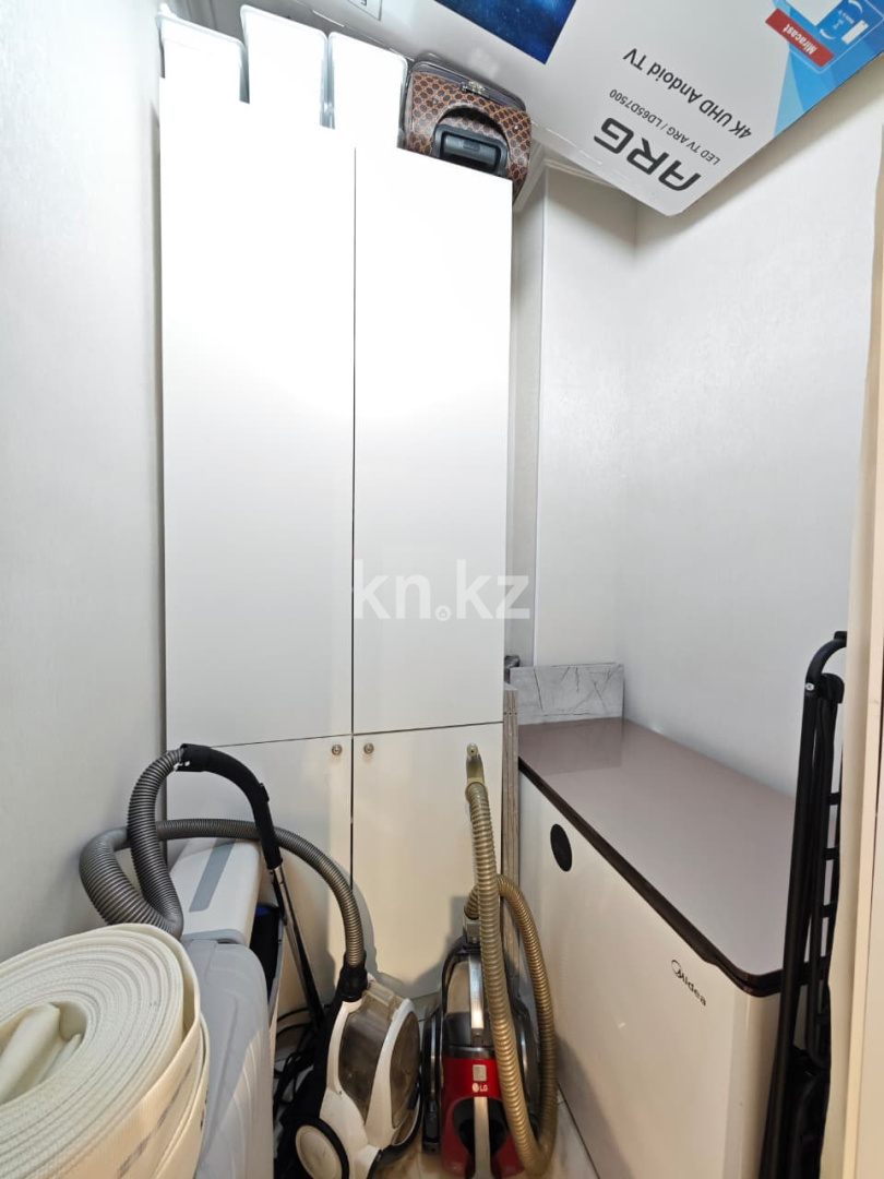 Продажа 4-комнатной квартиры, 90 м², ул. Дюсембекова, дом  44/2 в Караганде - фото 15