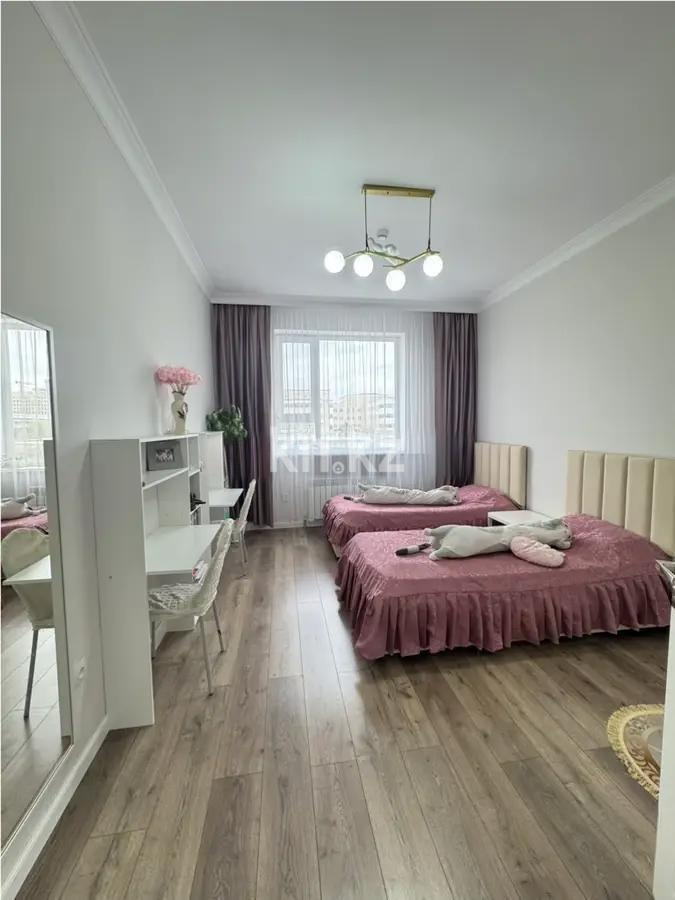 Продажа 4-комнатной квартиры, 115 м², пр. Кабанбай батыра, дом  64 в Астане - фото 3