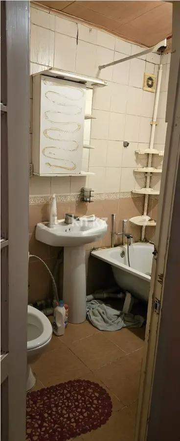 Продажа 3-комнатной квартиры, 60 м², ул. Кажымукана, дом  6 в Астане - фото 4