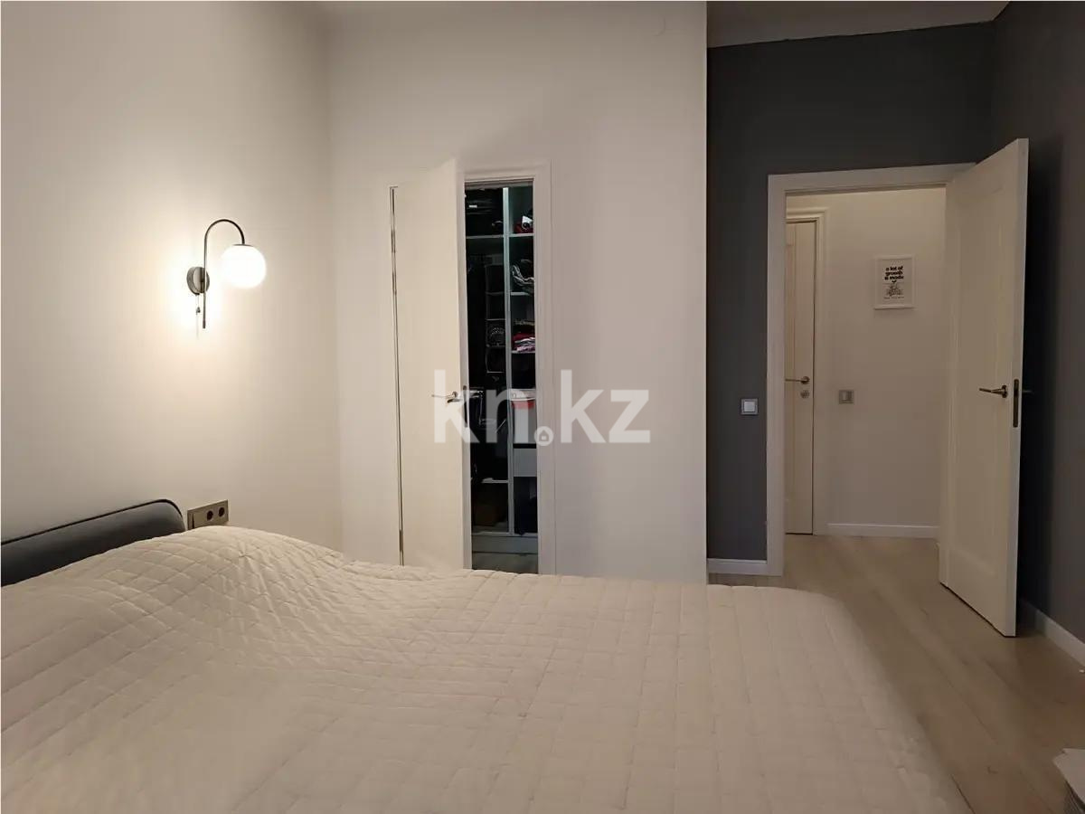 Продажа 2-комнатной квартиры, 64 м², ул. Сатпаева, дом  133/6 в Алматы - фото 2