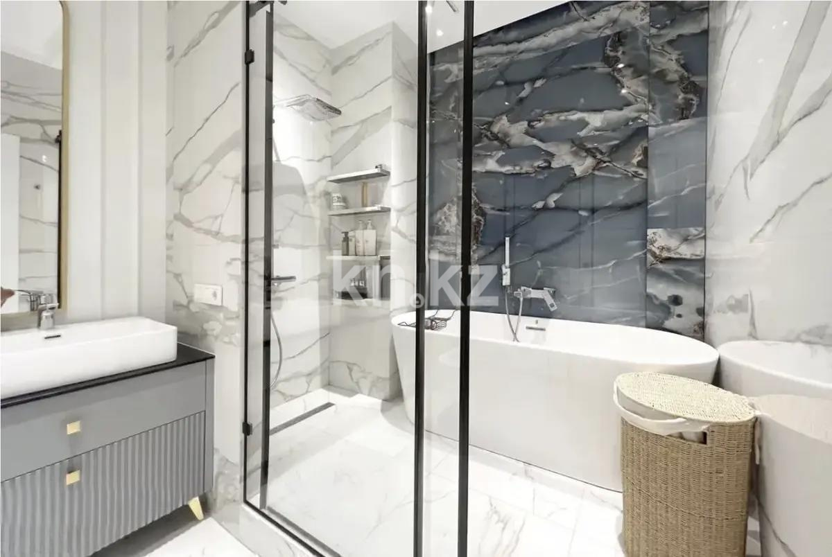 Продажа 4-комнатной квартиры, 141 м², пр. Аль-Фараби, дом  41/2 в Алматы - фото 4