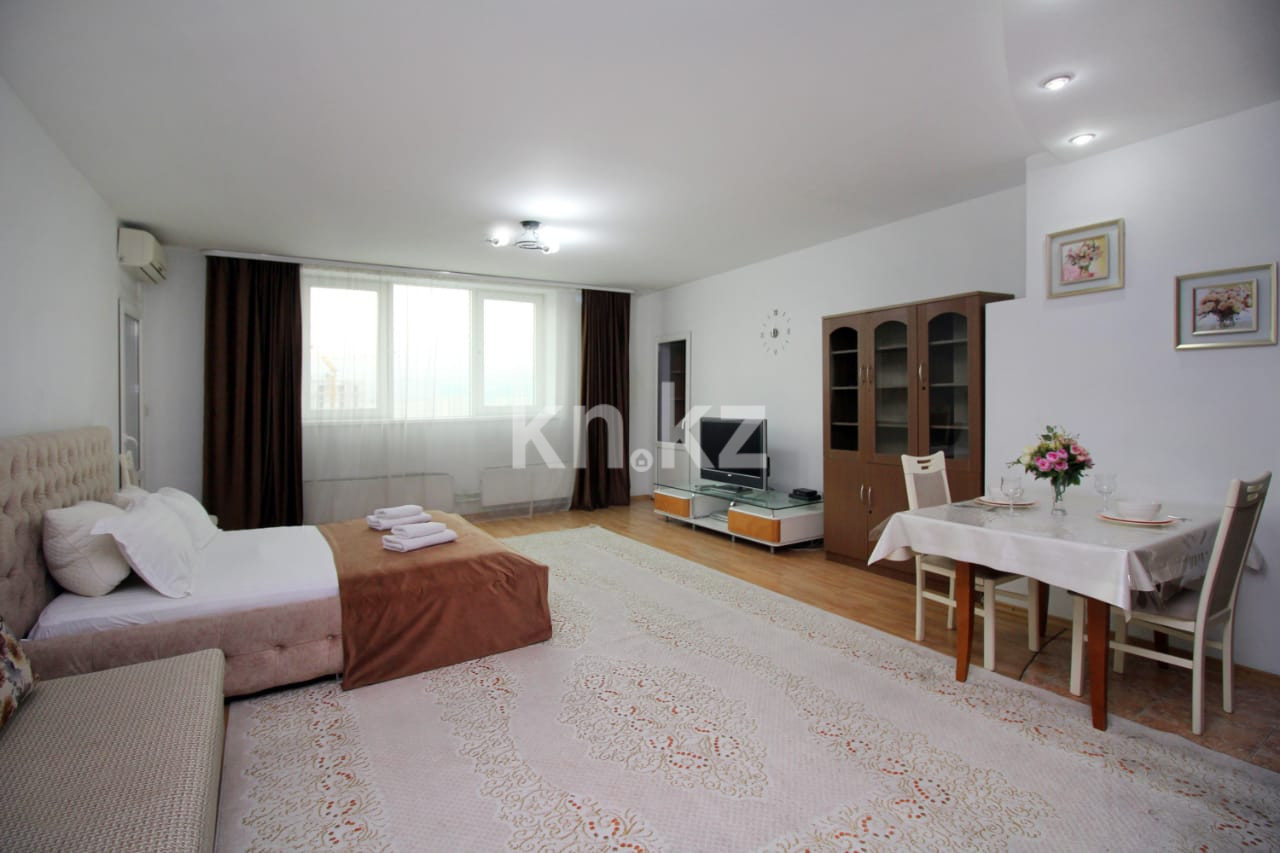 Аренда 1-комнатной квартиры посуточно, 50 м², ул. Хусаинова, дом  225 - ул. Ескараева в Алматы - фото 14