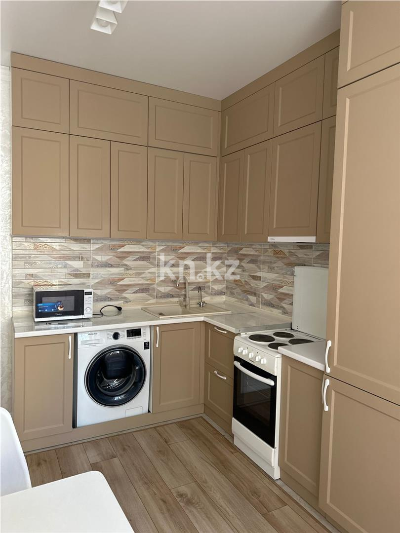Продажа 2-комнатной квартиры, 64 м² в Караганде