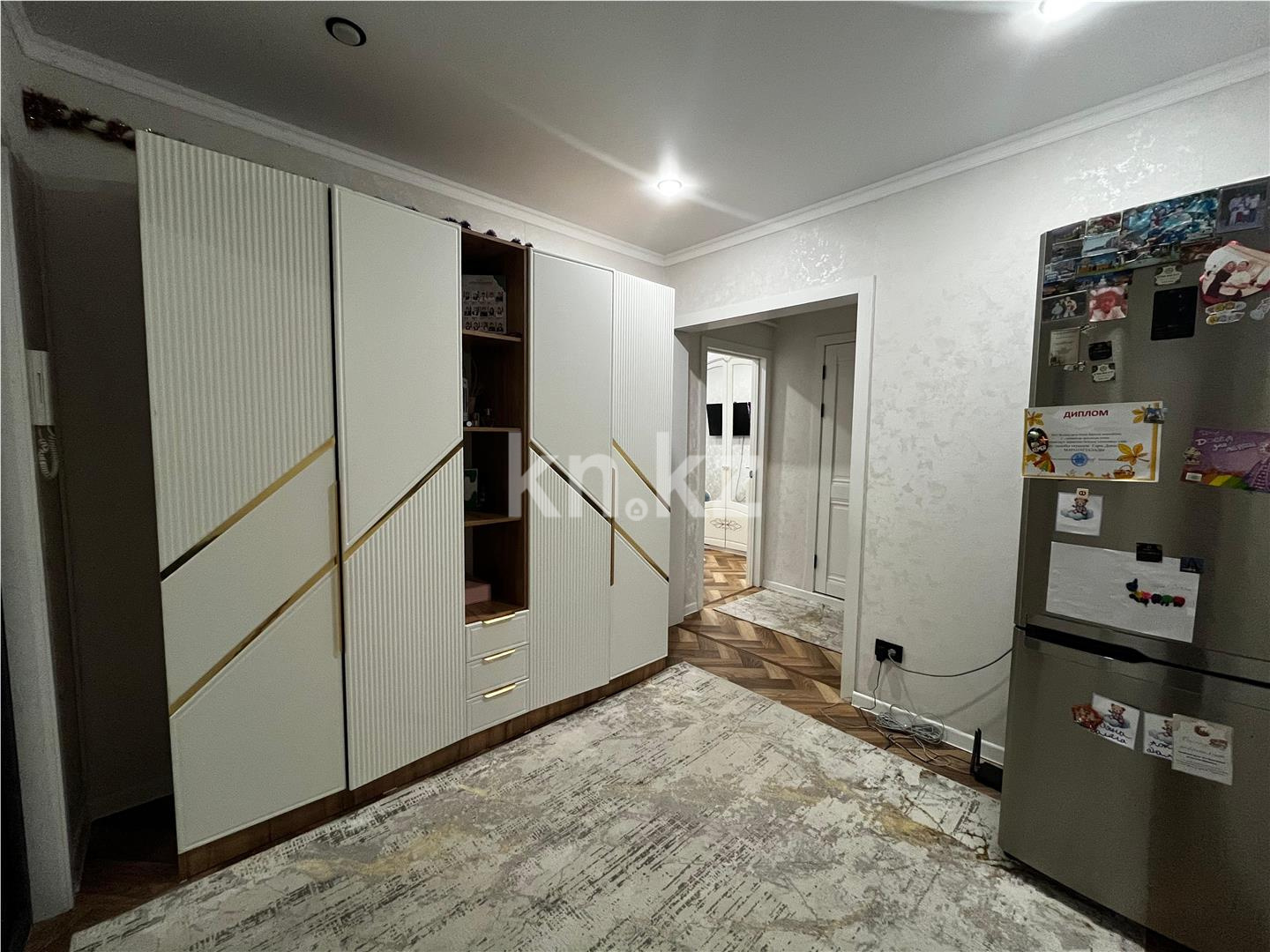 Продажа 3-комнатной квартиры, 65 м², мкр-н Голубые Пруды в Караганде - фото 11