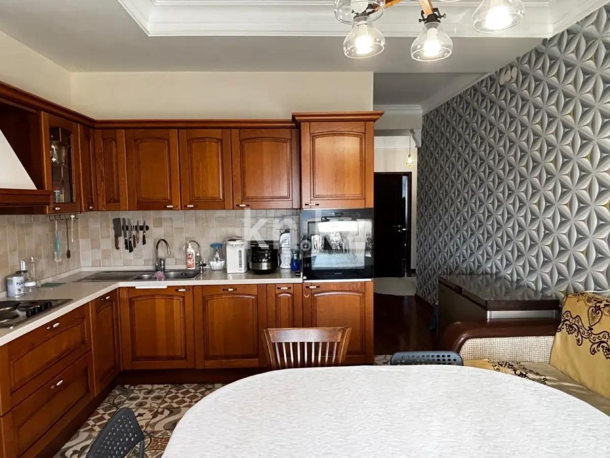 Продажа 3-комнатной квартиры, 110 м², ул. Крылова, дом  43 в Караганде - фото 3