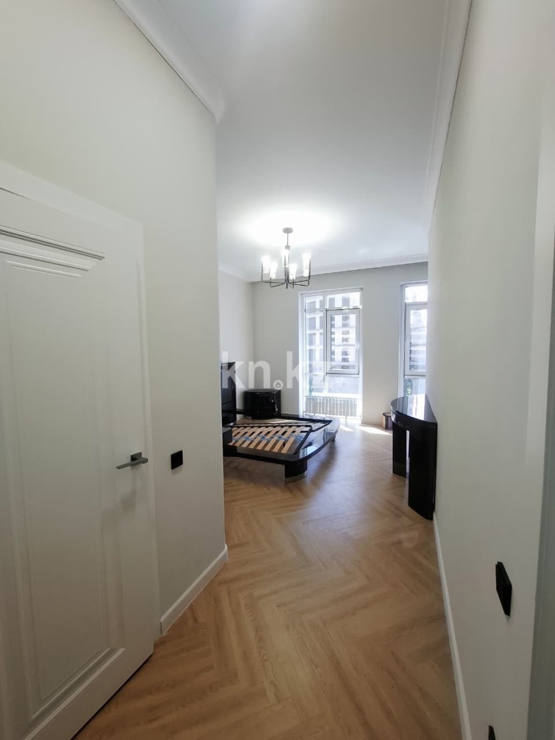 Продажа 4-комнатной квартиры, 142.4 м² в Алматы - фото 21