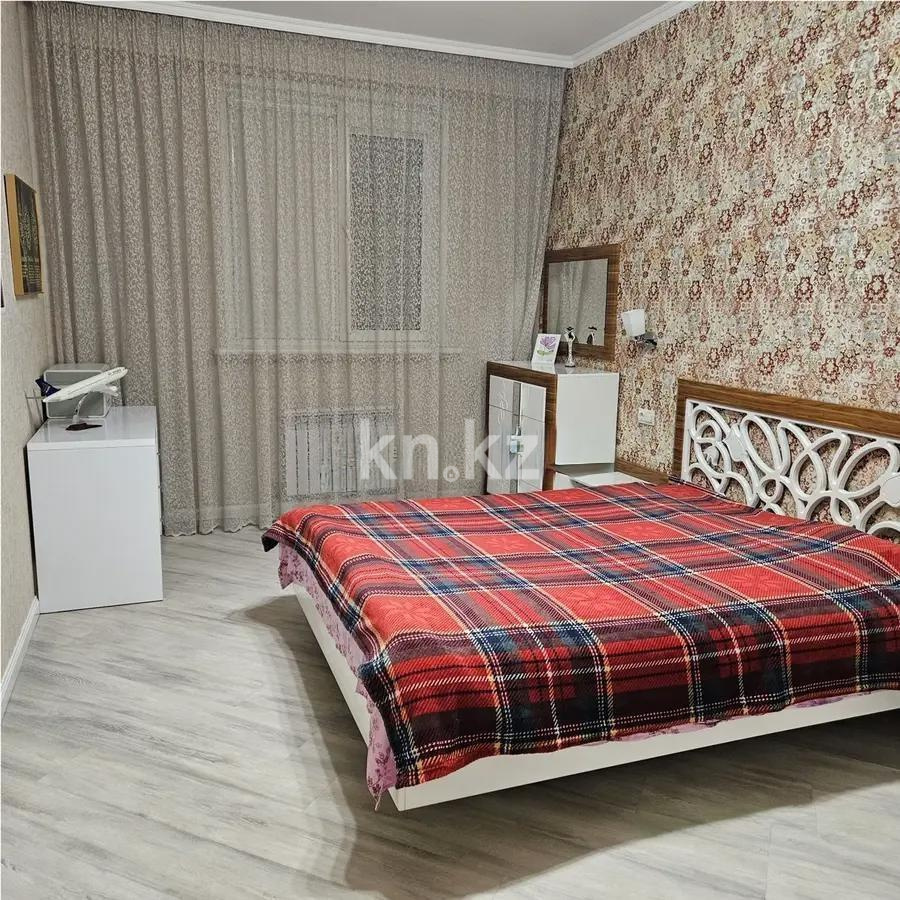 Продажа 2-комнатной квартиры, 83 м², ул. Жарокова, дом  230 в Алматы