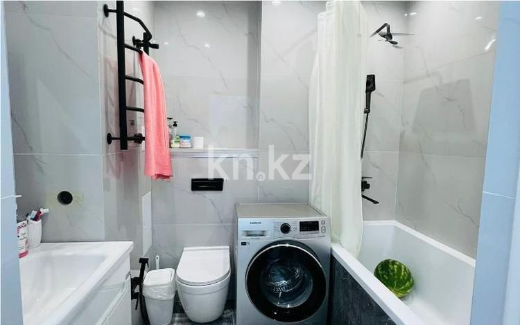 Продажа 1-комнатной квартиры, 47.1 м², ул. Чуланова, дом  147 в Алматы - фото 3