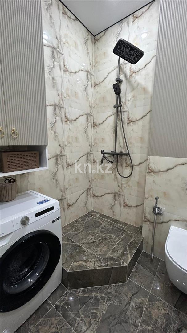 Продажа 3-комнатной квартиры, 87 м², ул. Букетова в Караганде - фото 11