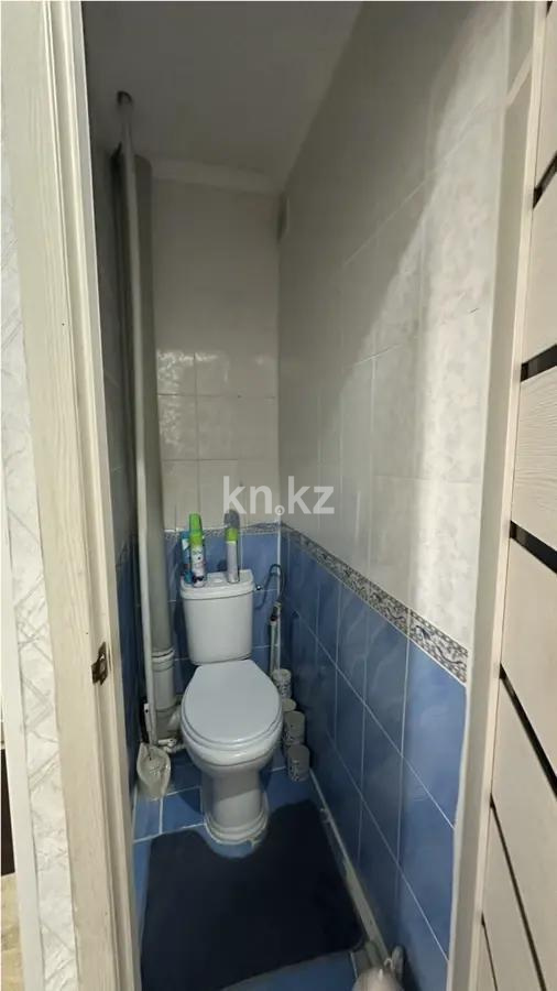 Продажа 3-комнатной квартиры, 64 м², 2 квартал, дом  30 в Караганде - фото 6